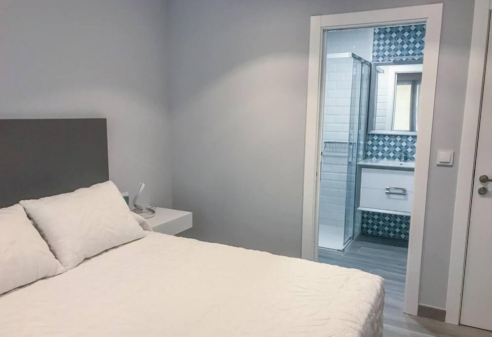 Sakura Homes Ponferrada Centro 8 Plazas Buitenkant foto